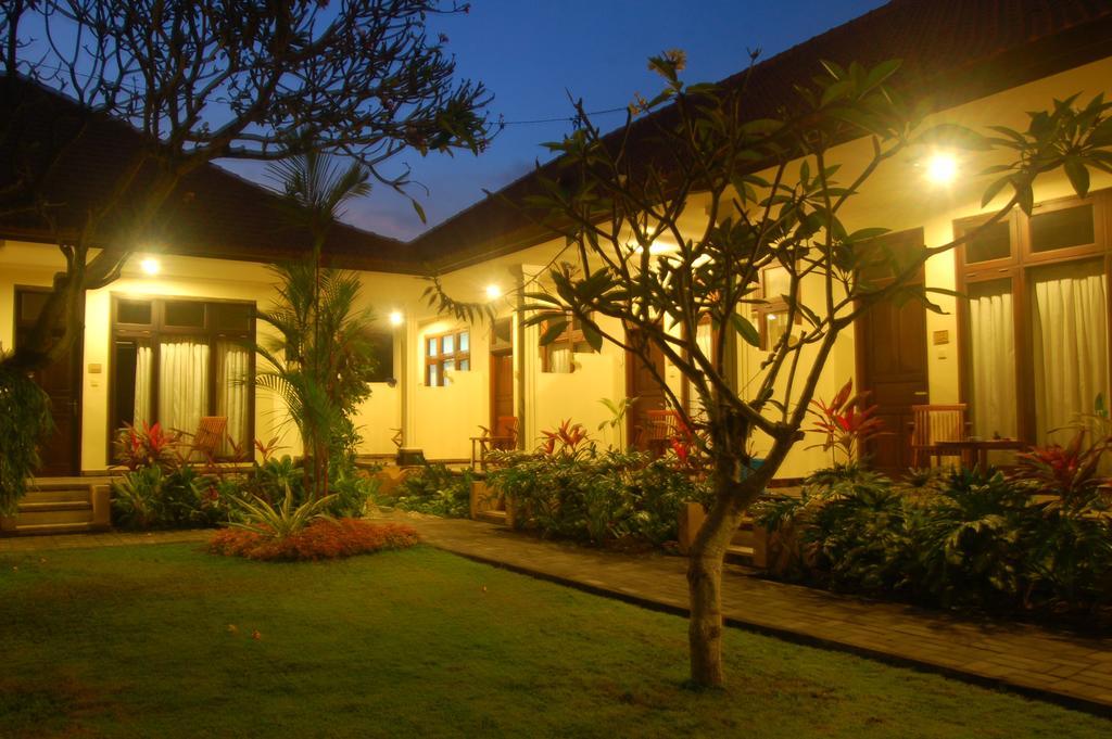 Gunakaya Homestay Sanur Szoba fotó