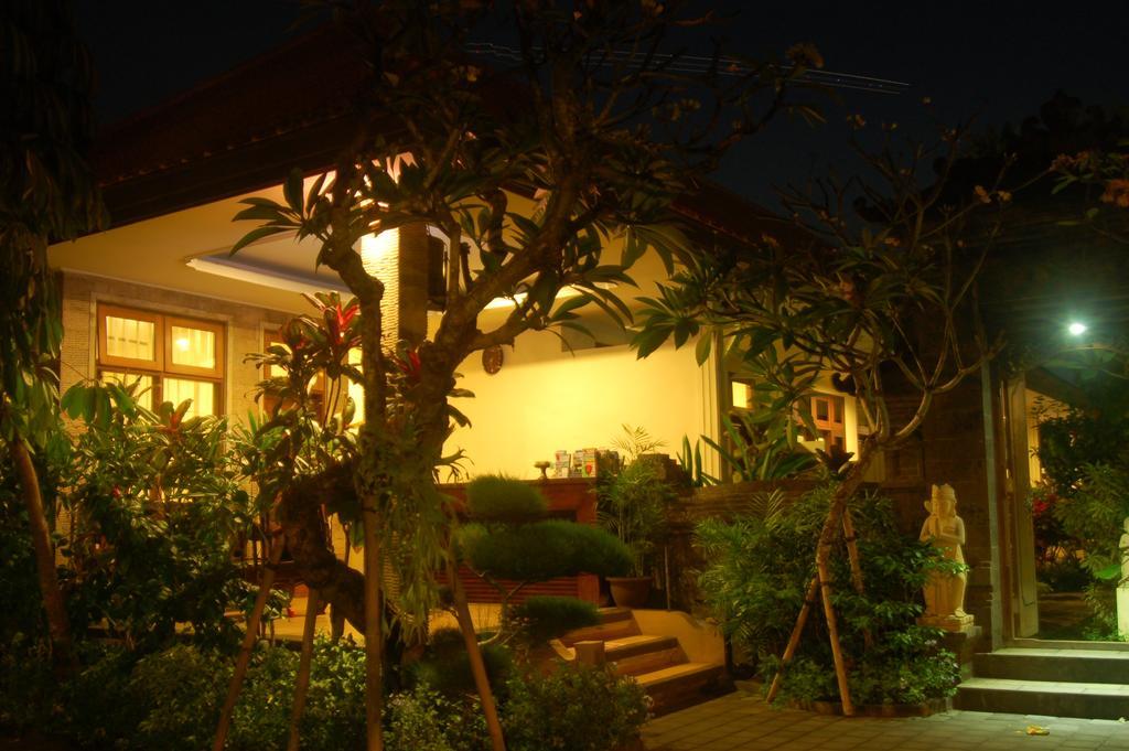 Gunakaya Homestay Sanur Kültér fotó